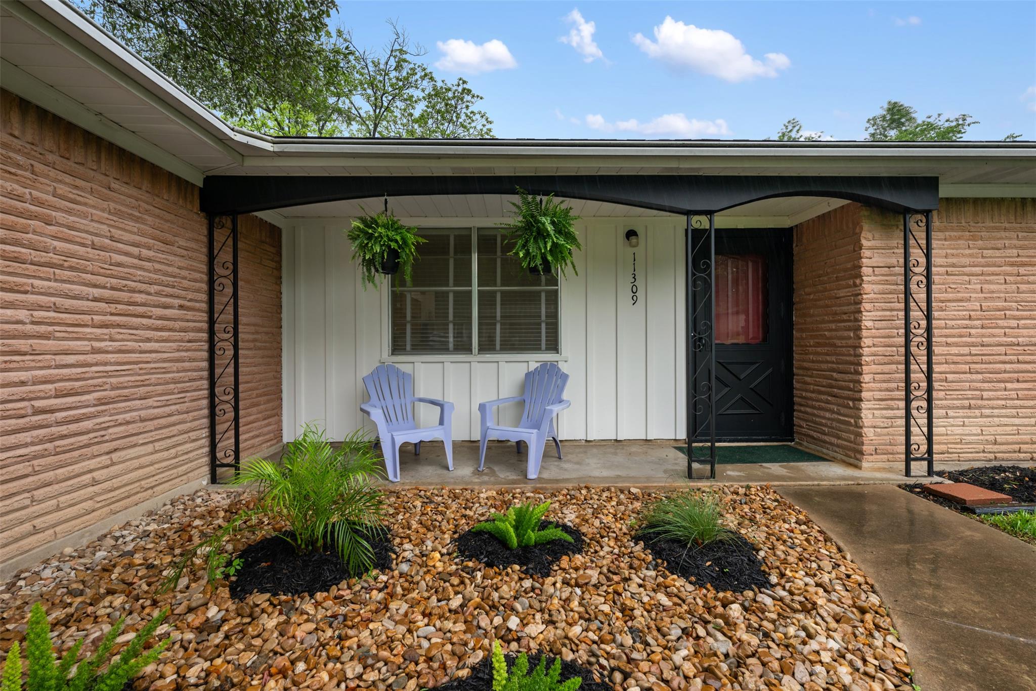 Single Family Residence