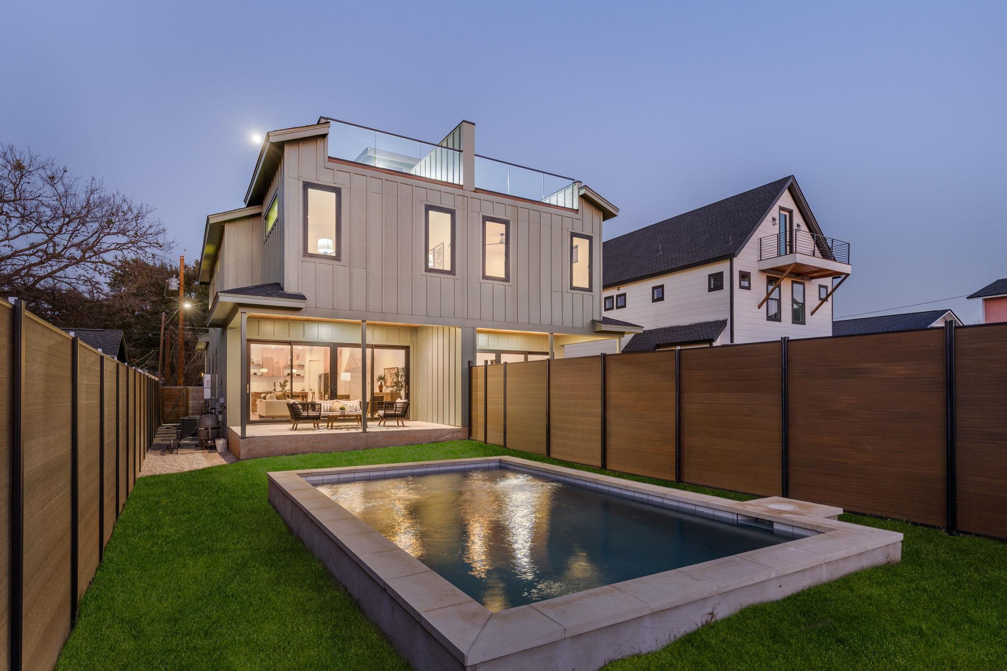 Single Family Residence