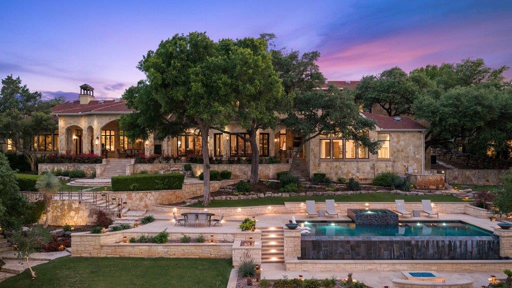 24721 Travis Lakeside