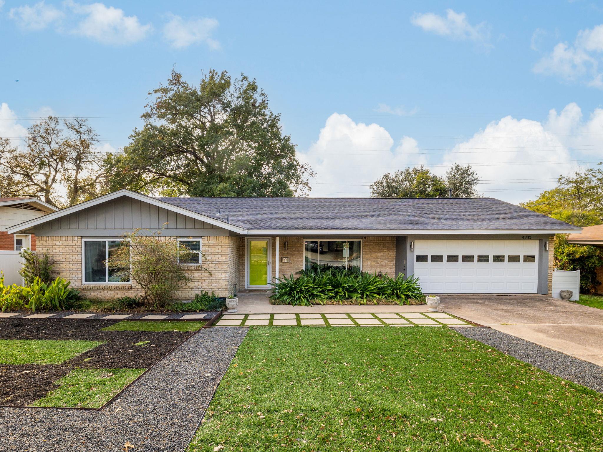 Single Family Residence