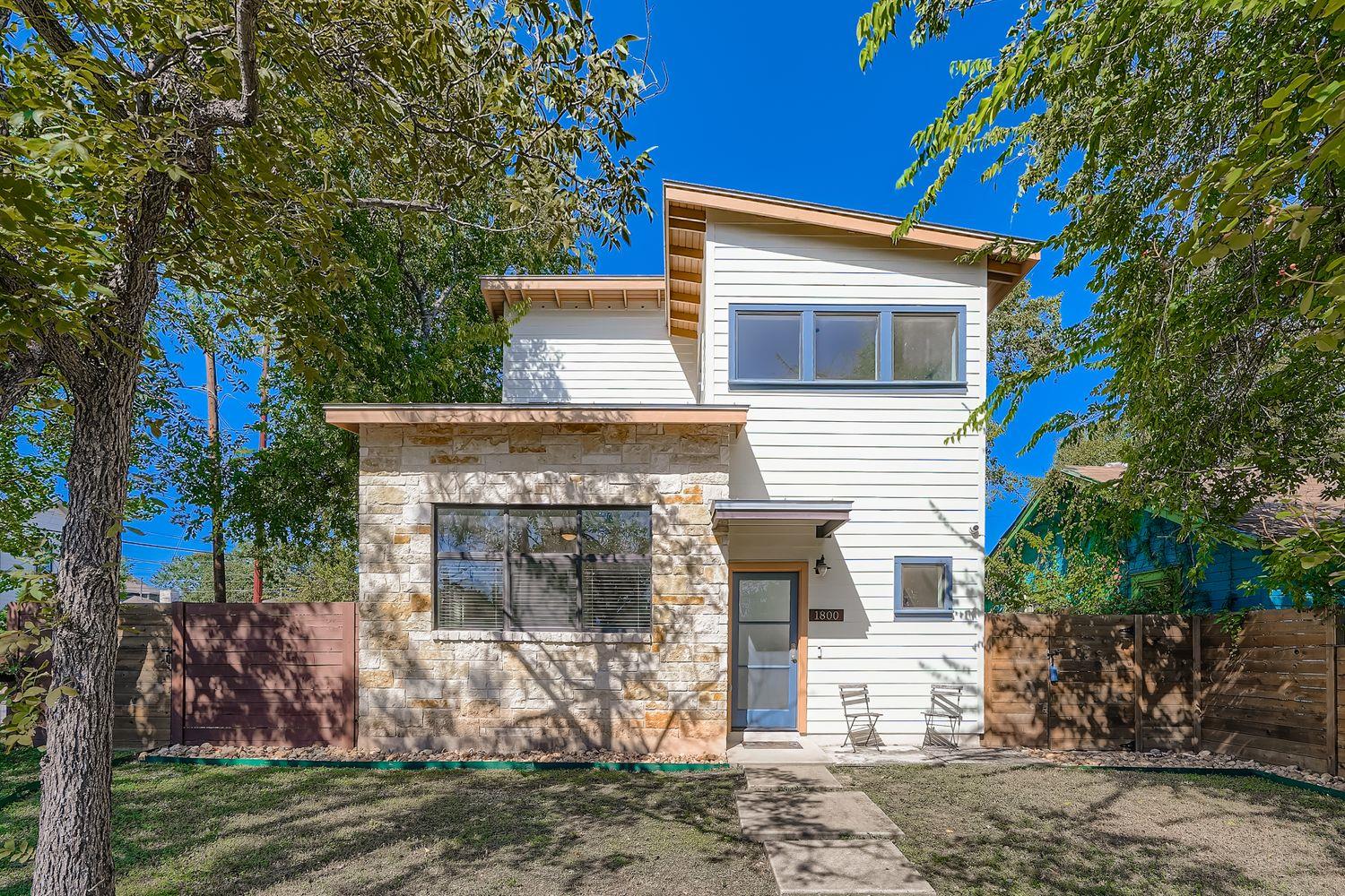 Single Family Residence