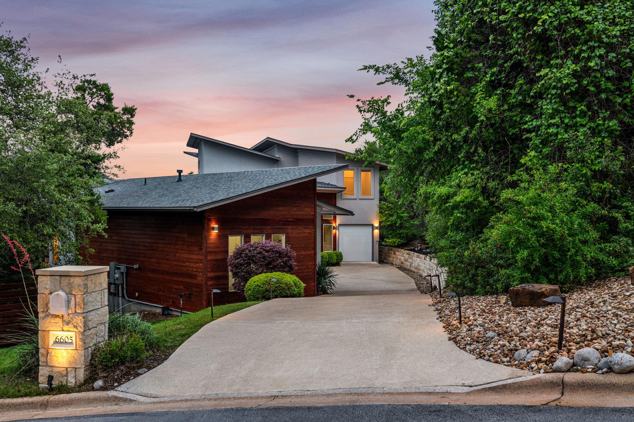 Single Family Residence
