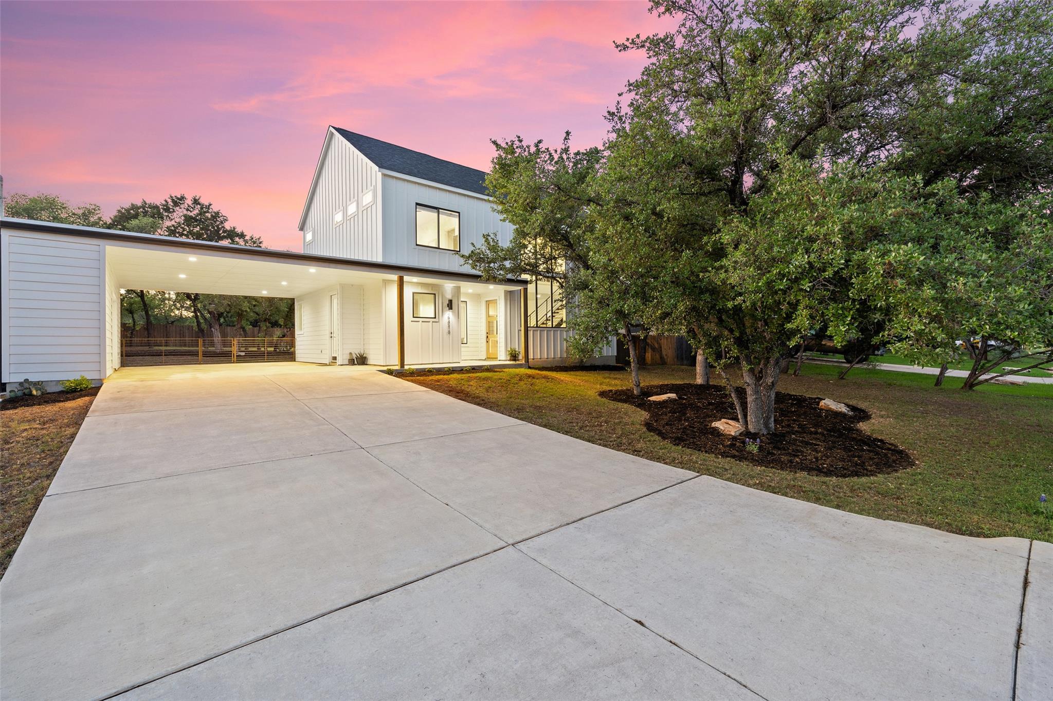 Single Family Residence