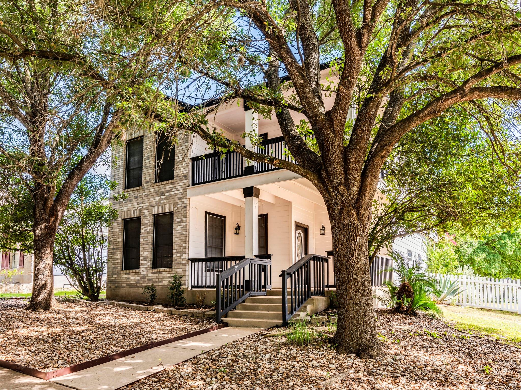 Single Family Residence