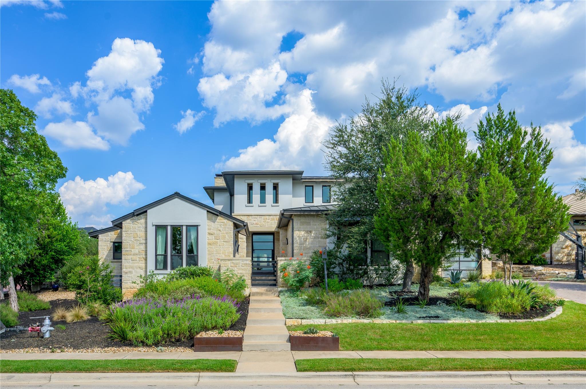 Single Family Residence