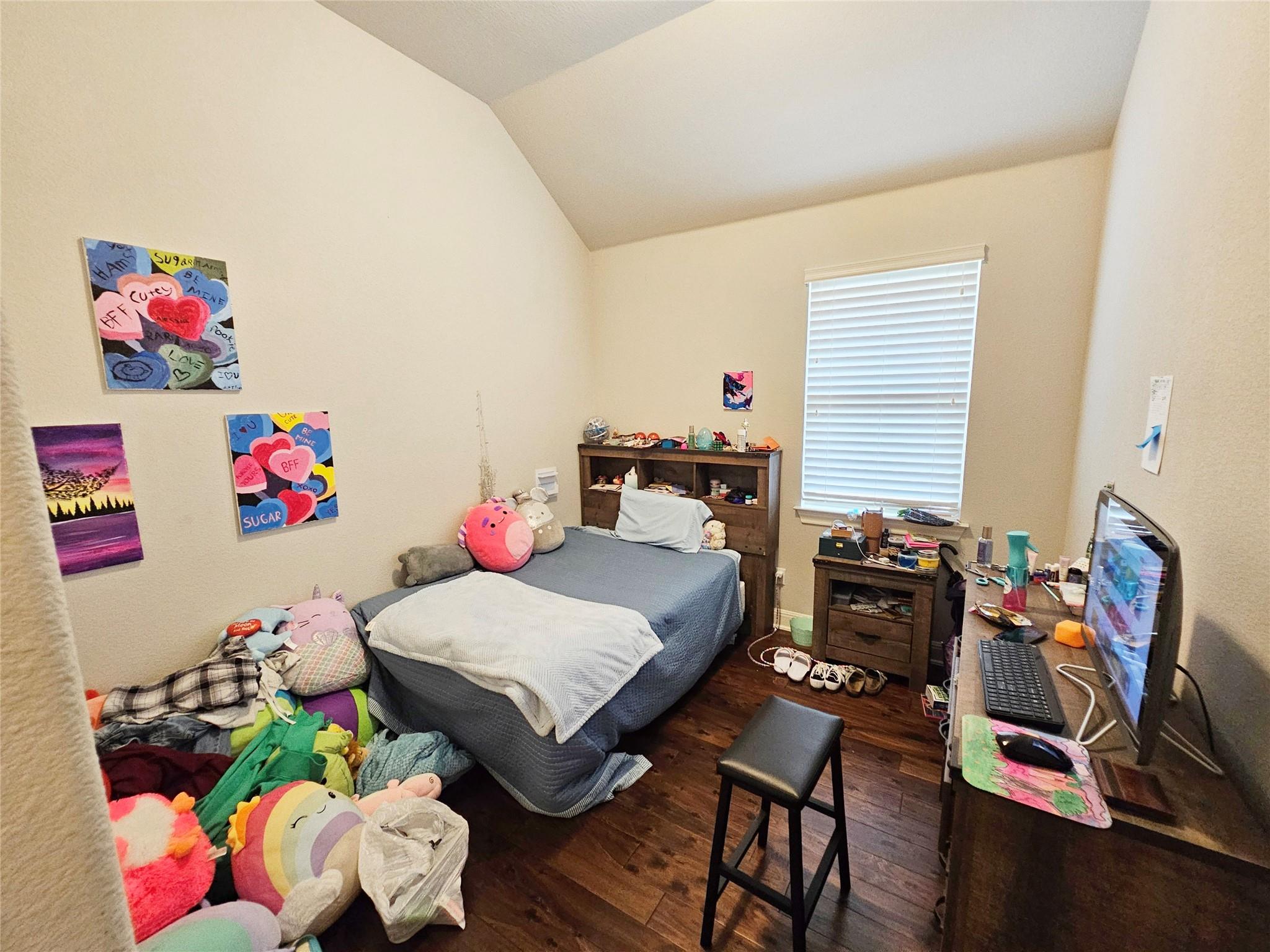 Photo 18
