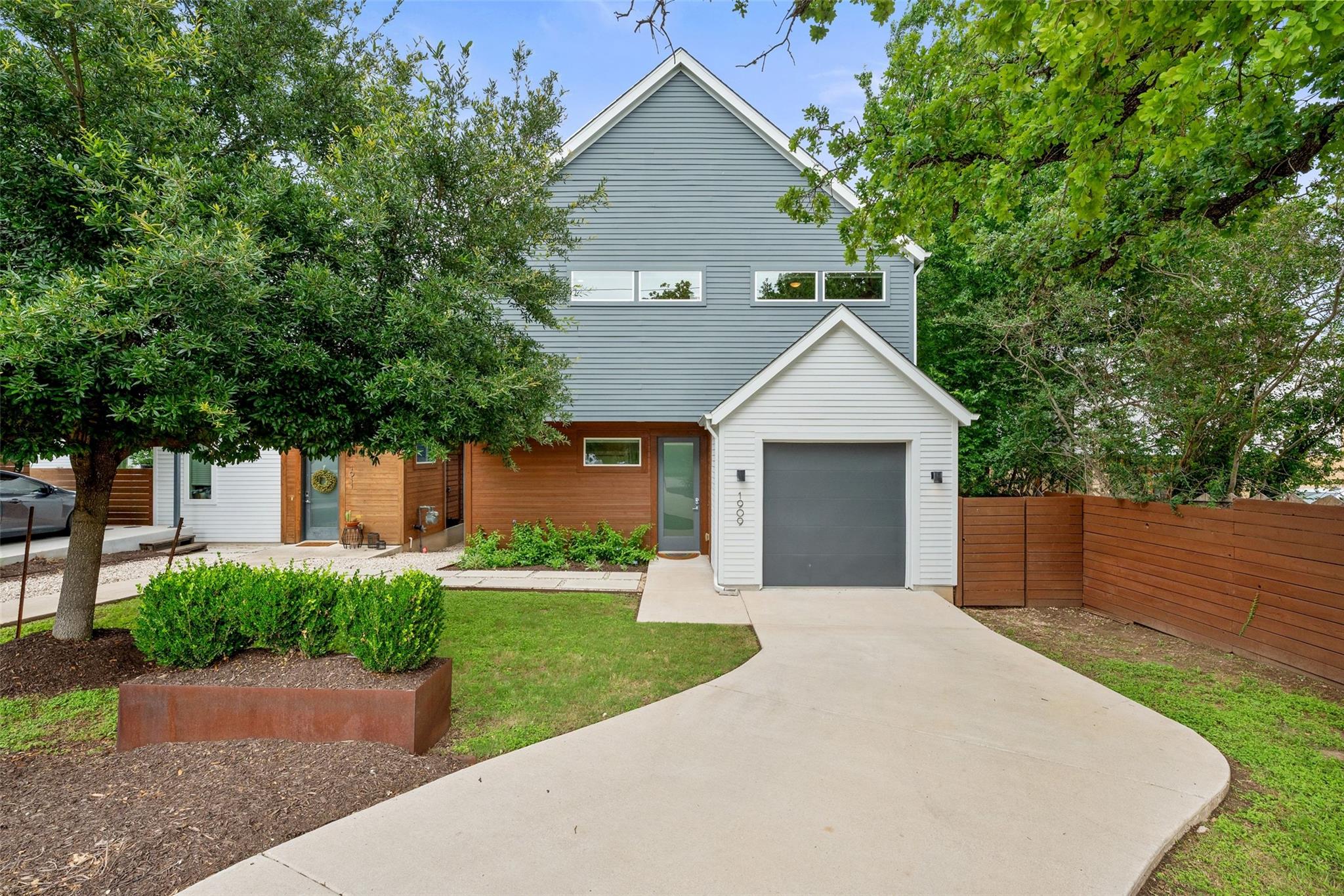 Single Family Residence