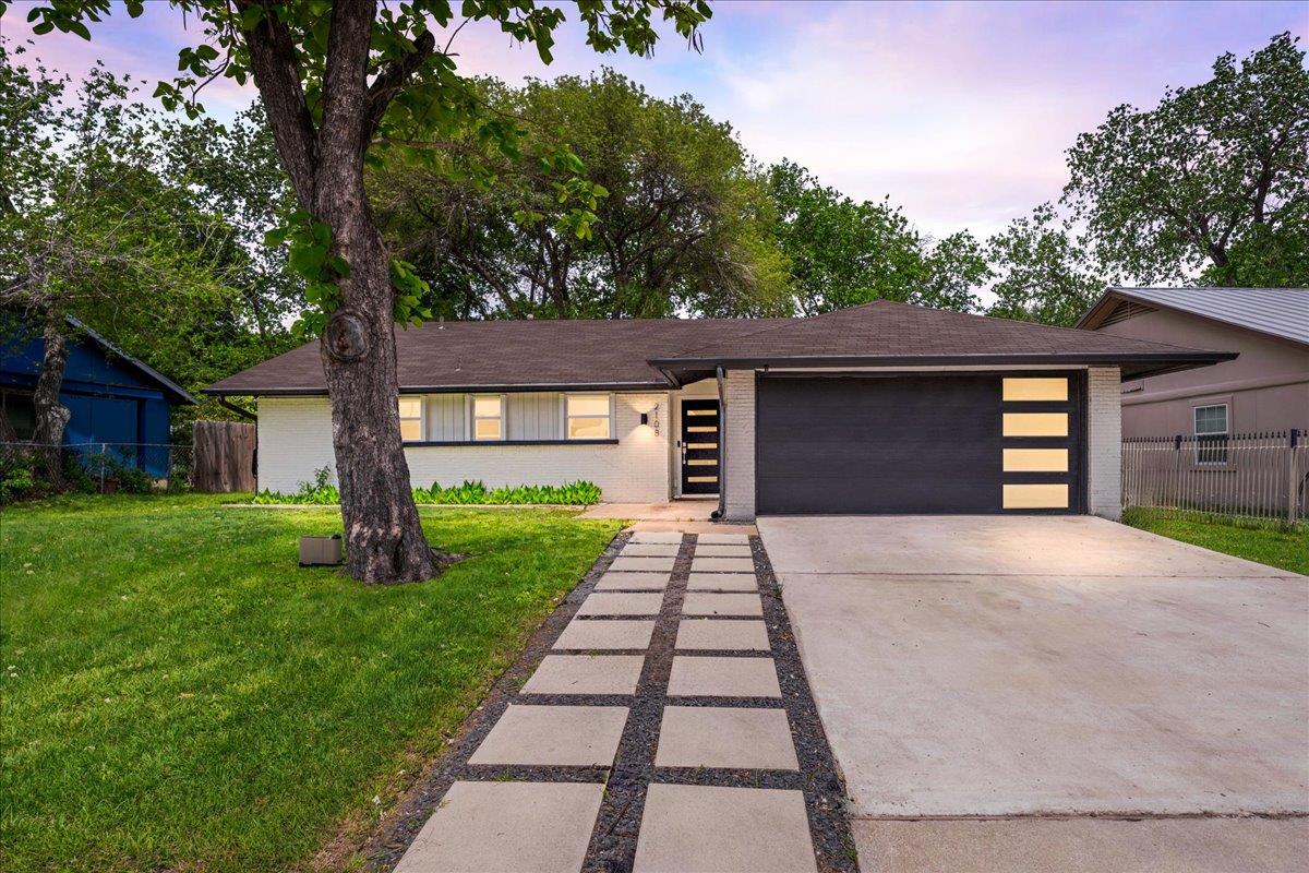 Single Family Residence