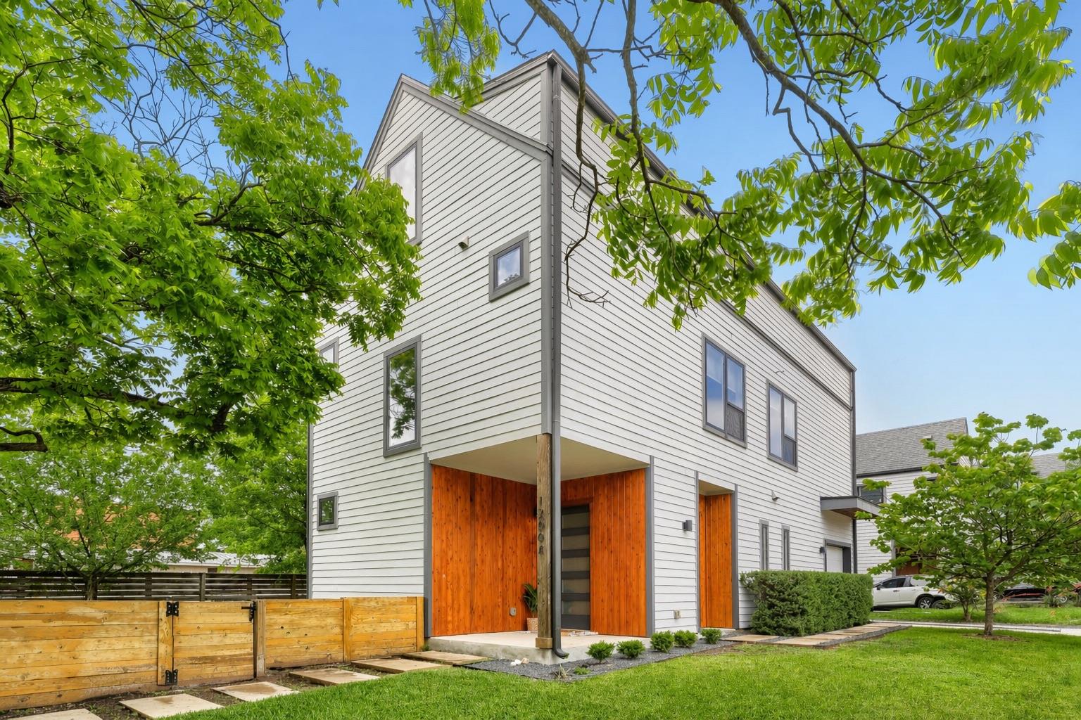 Single Family Residence