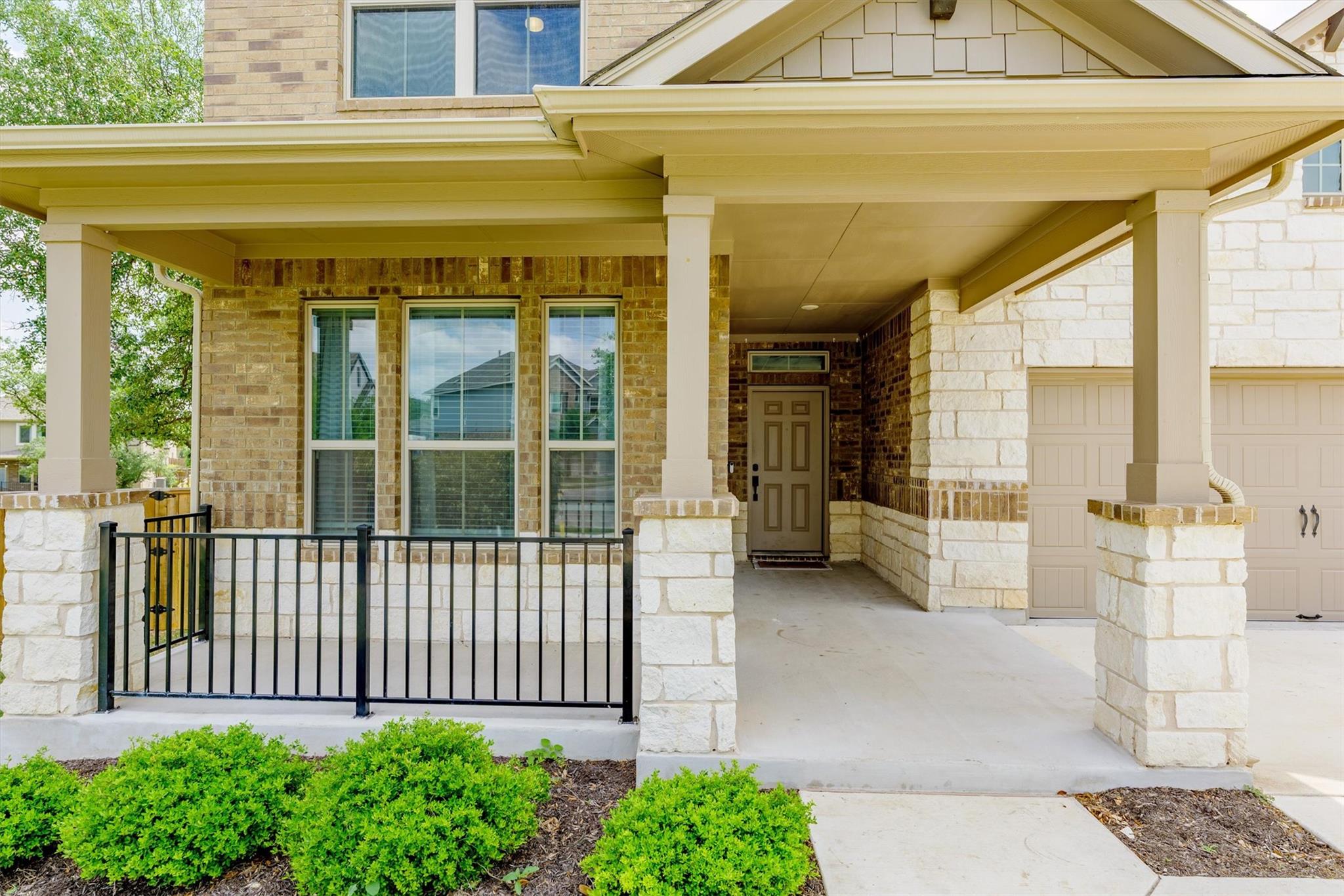 Photo 3
