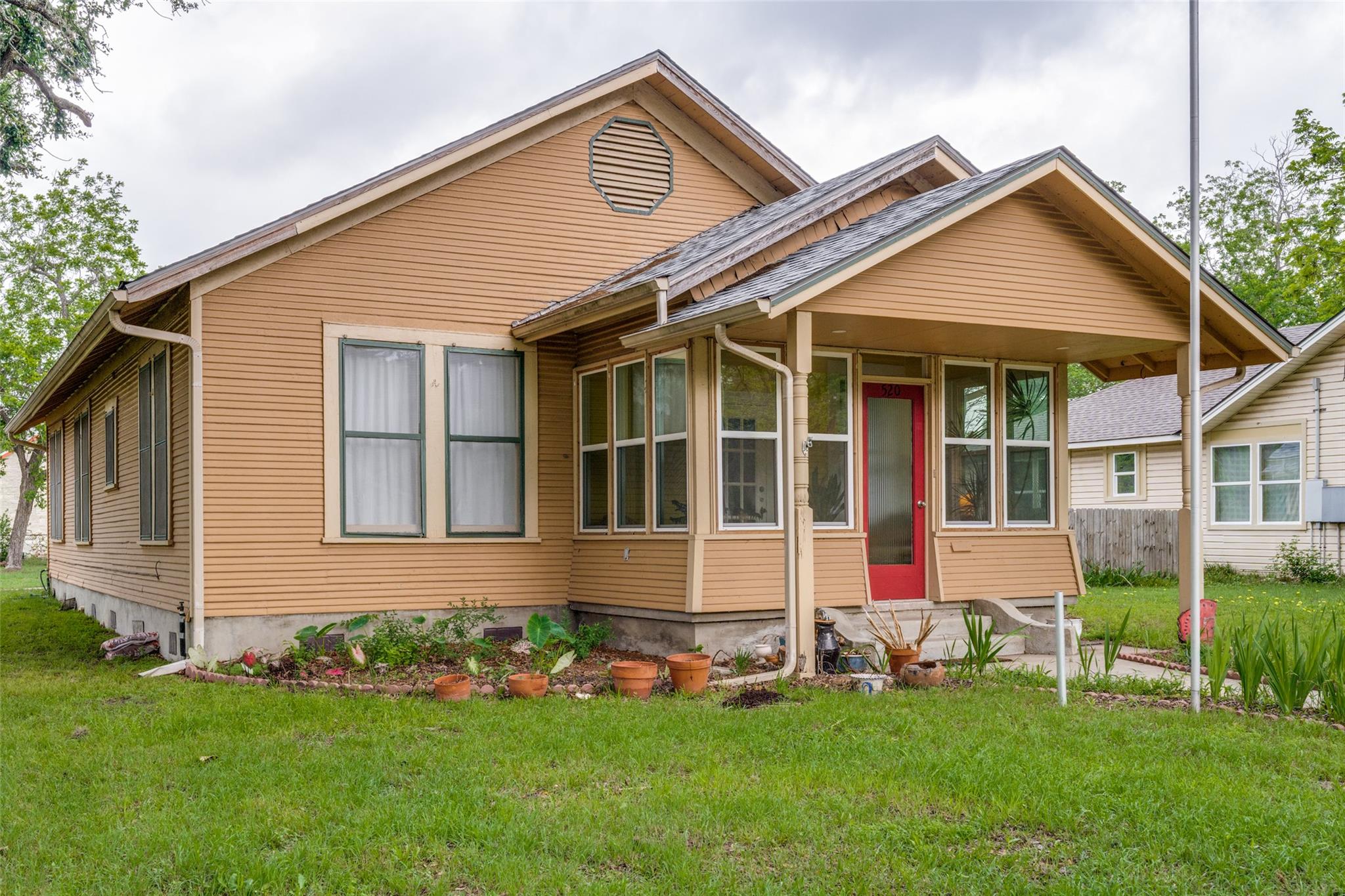 Single Family Residence