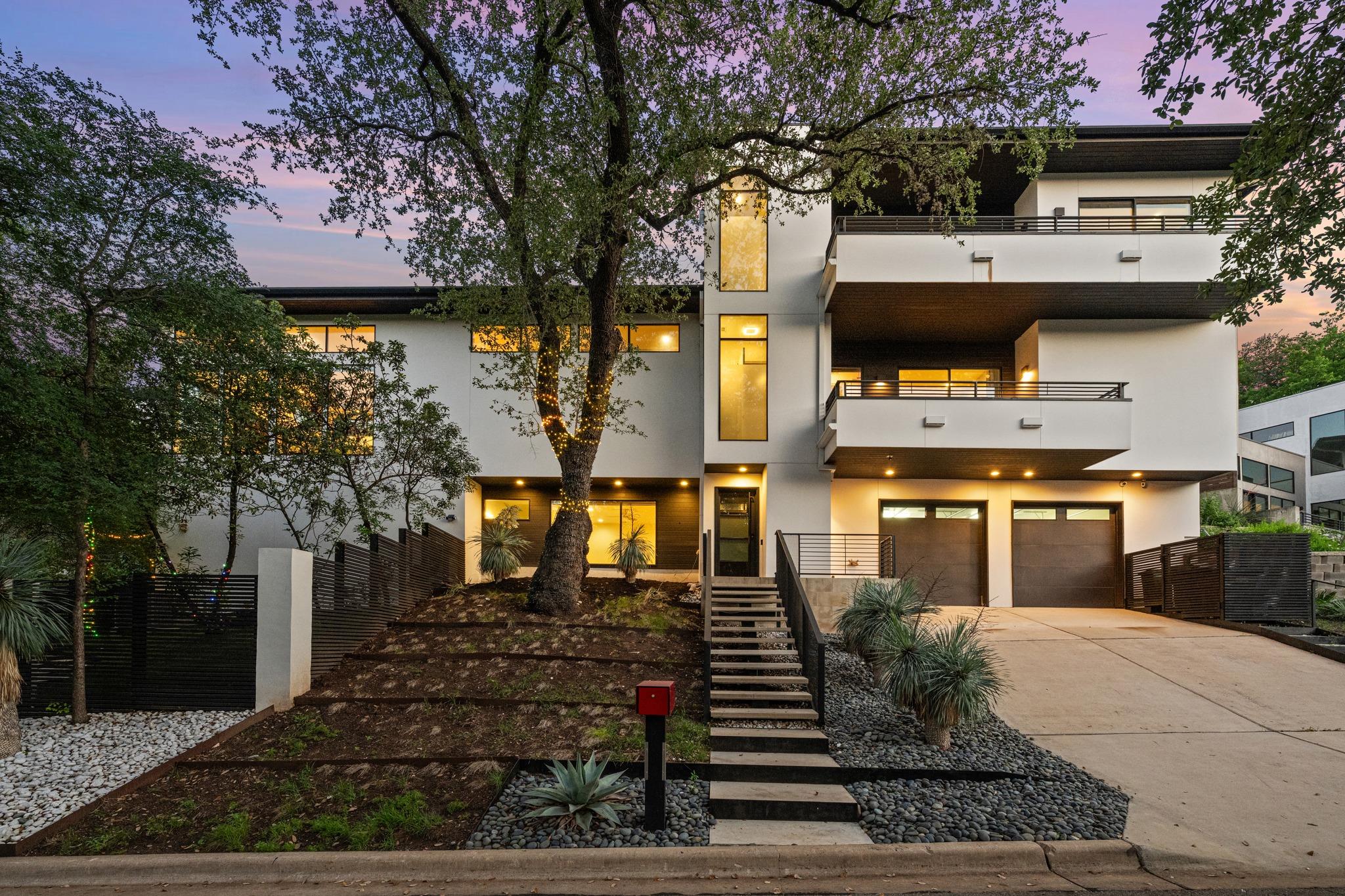 Single Family Residence
