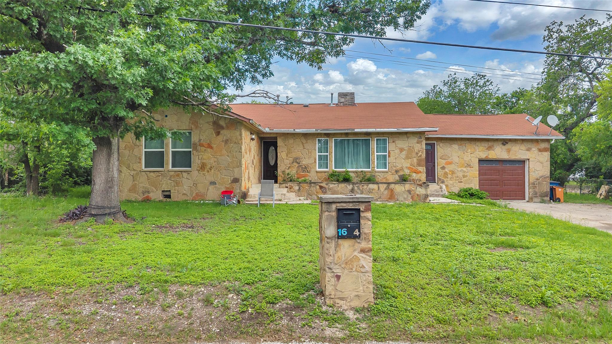 Single Family Residence