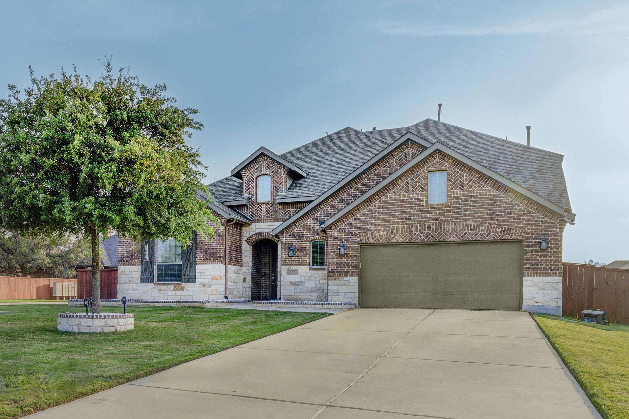 Single Family Residence