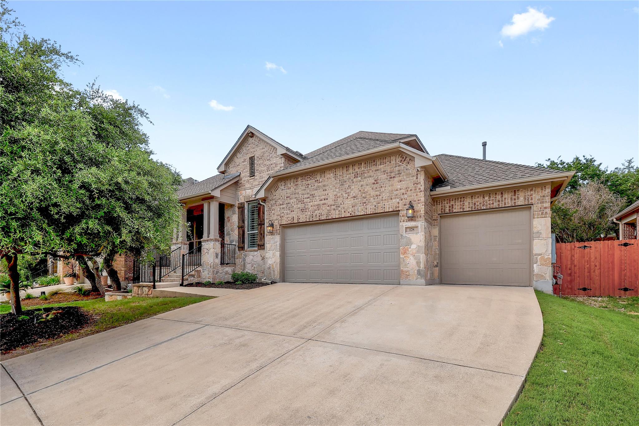 Single Family Residence