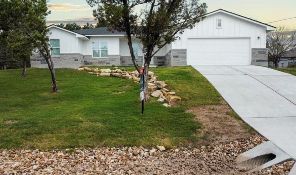 Single Family Residence