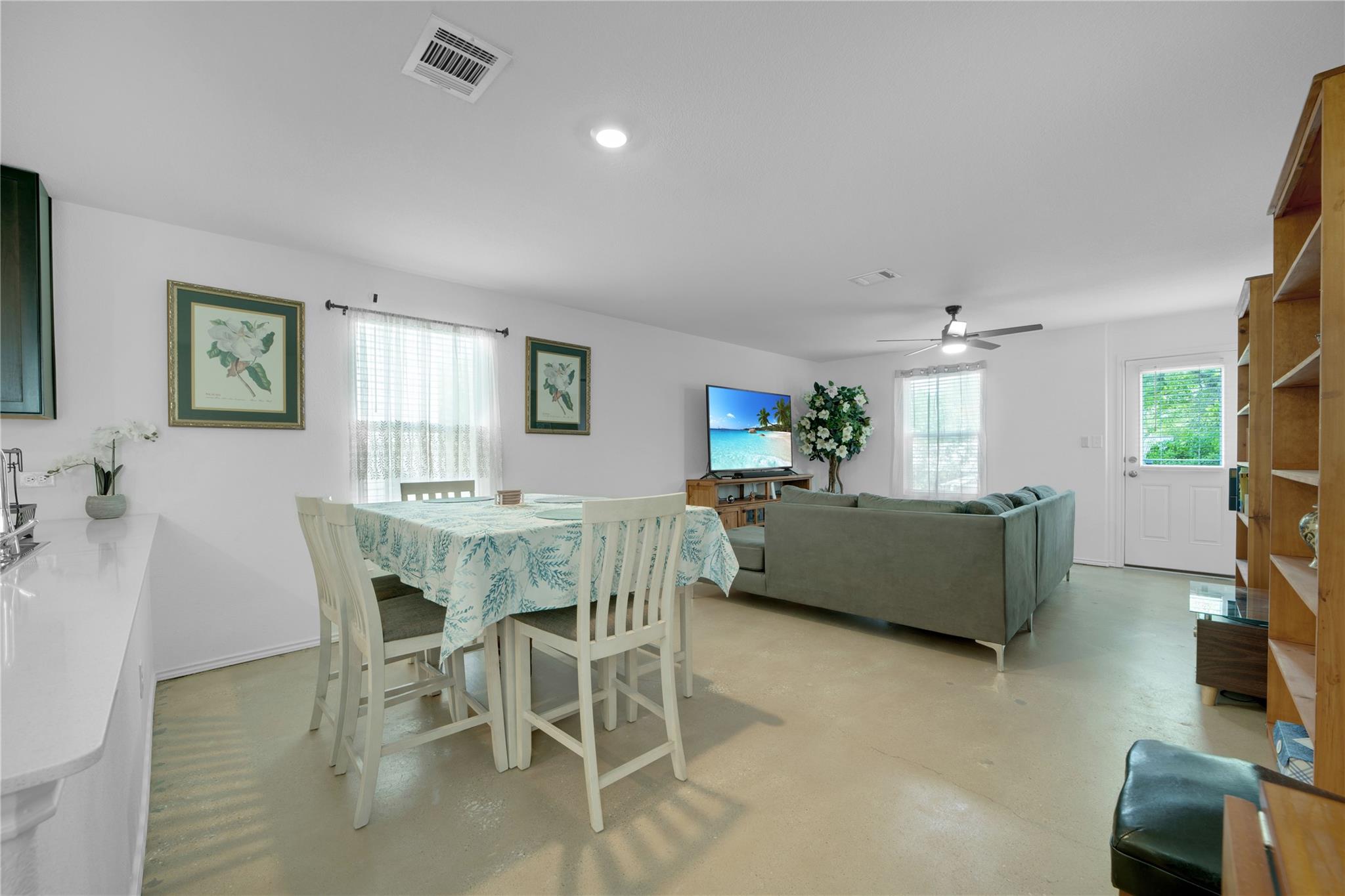 Photo 7
