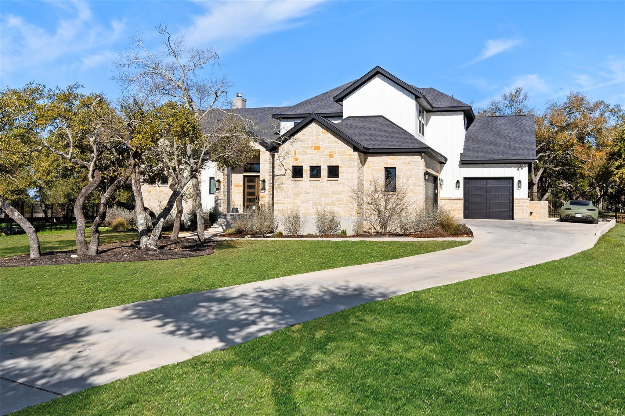 Single Family Residence