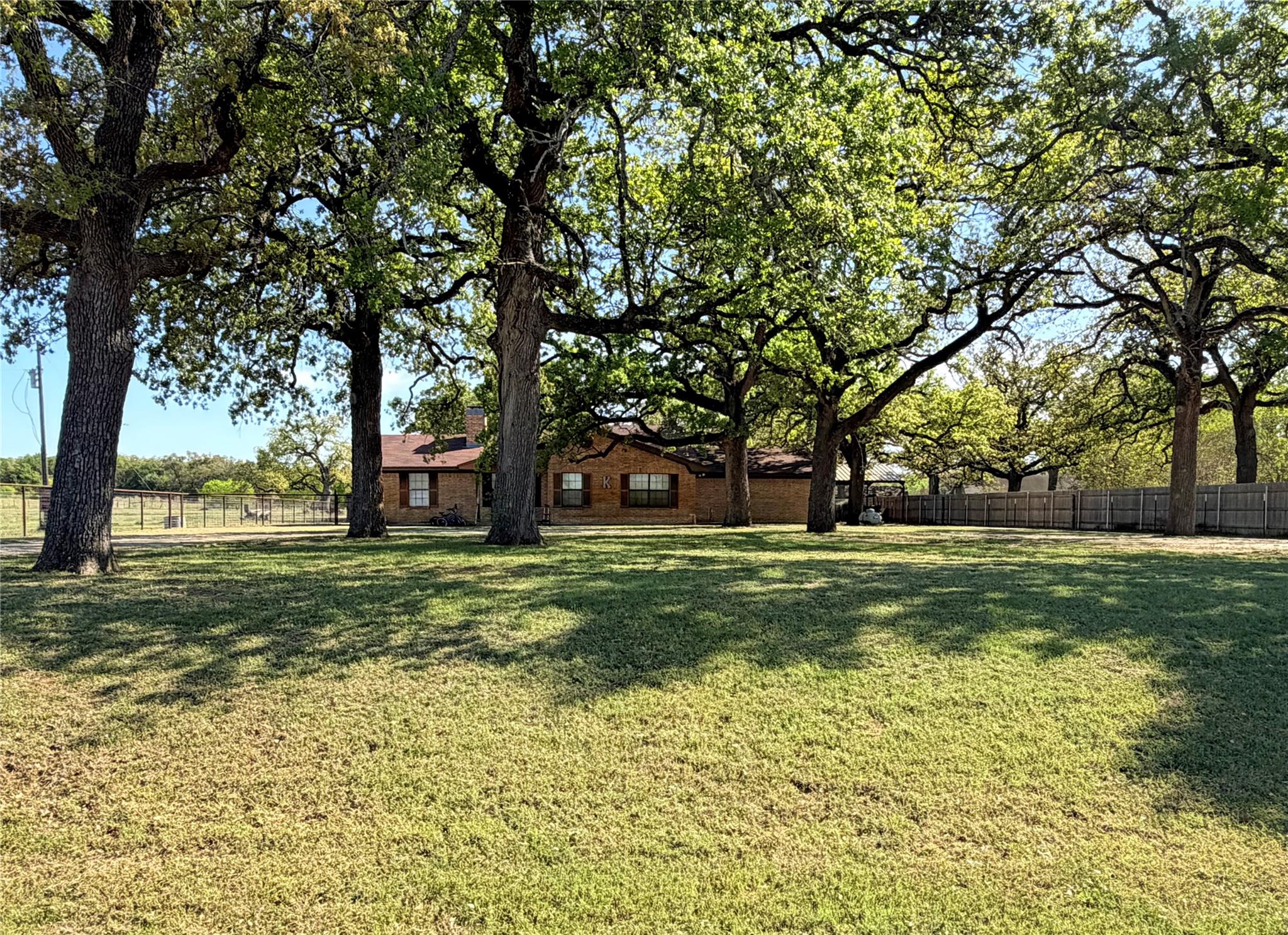 1076 FM 2095
