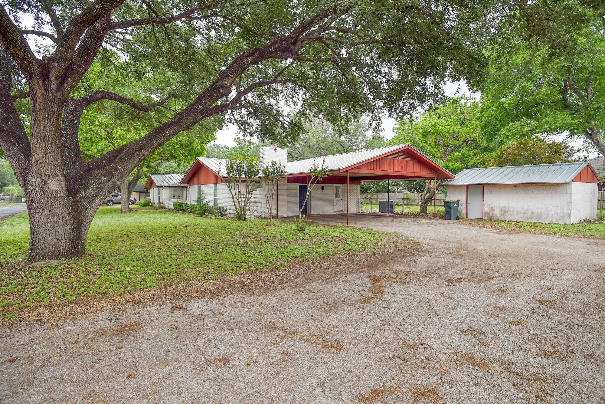Single Family Residence
