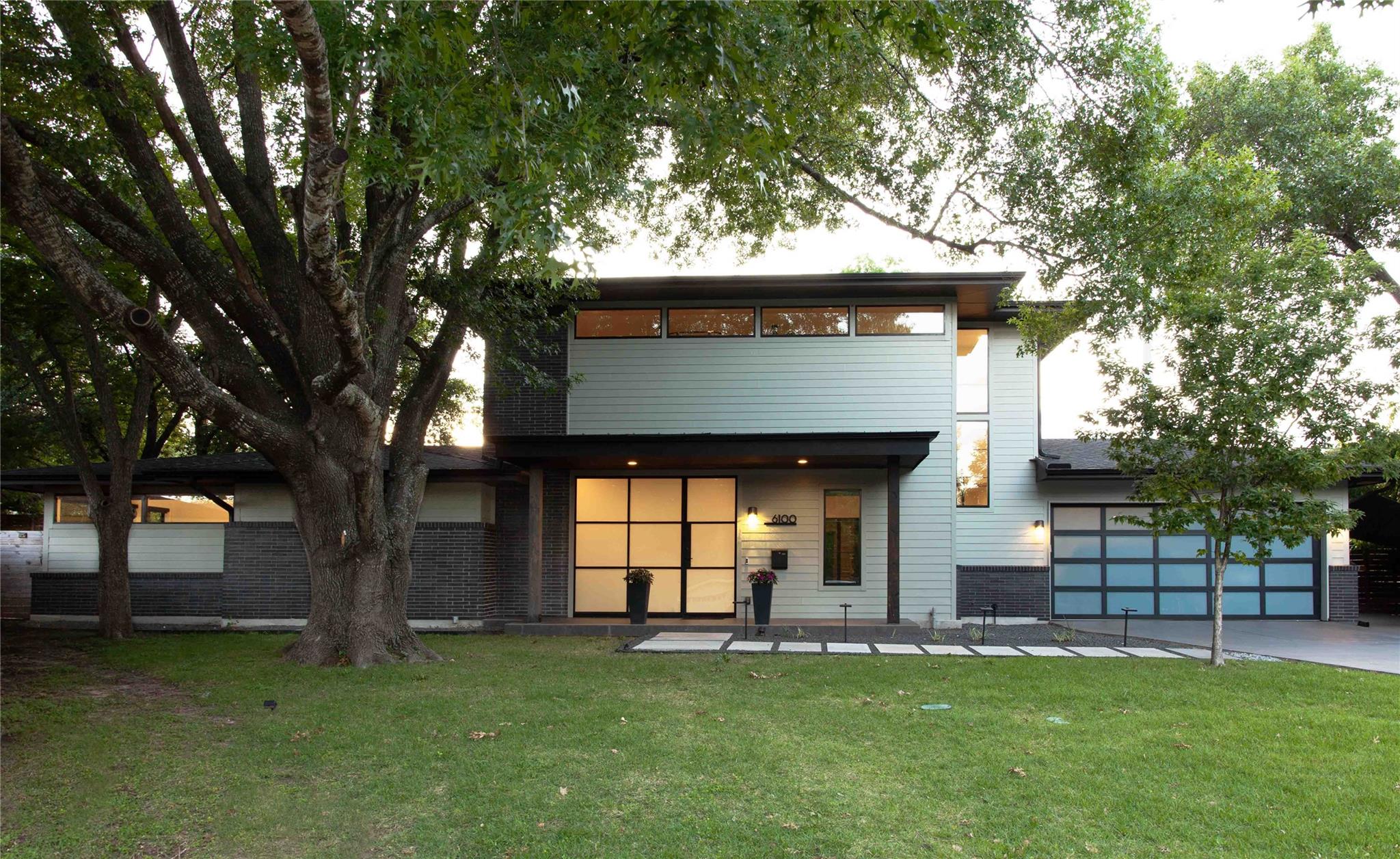 Single Family Residence