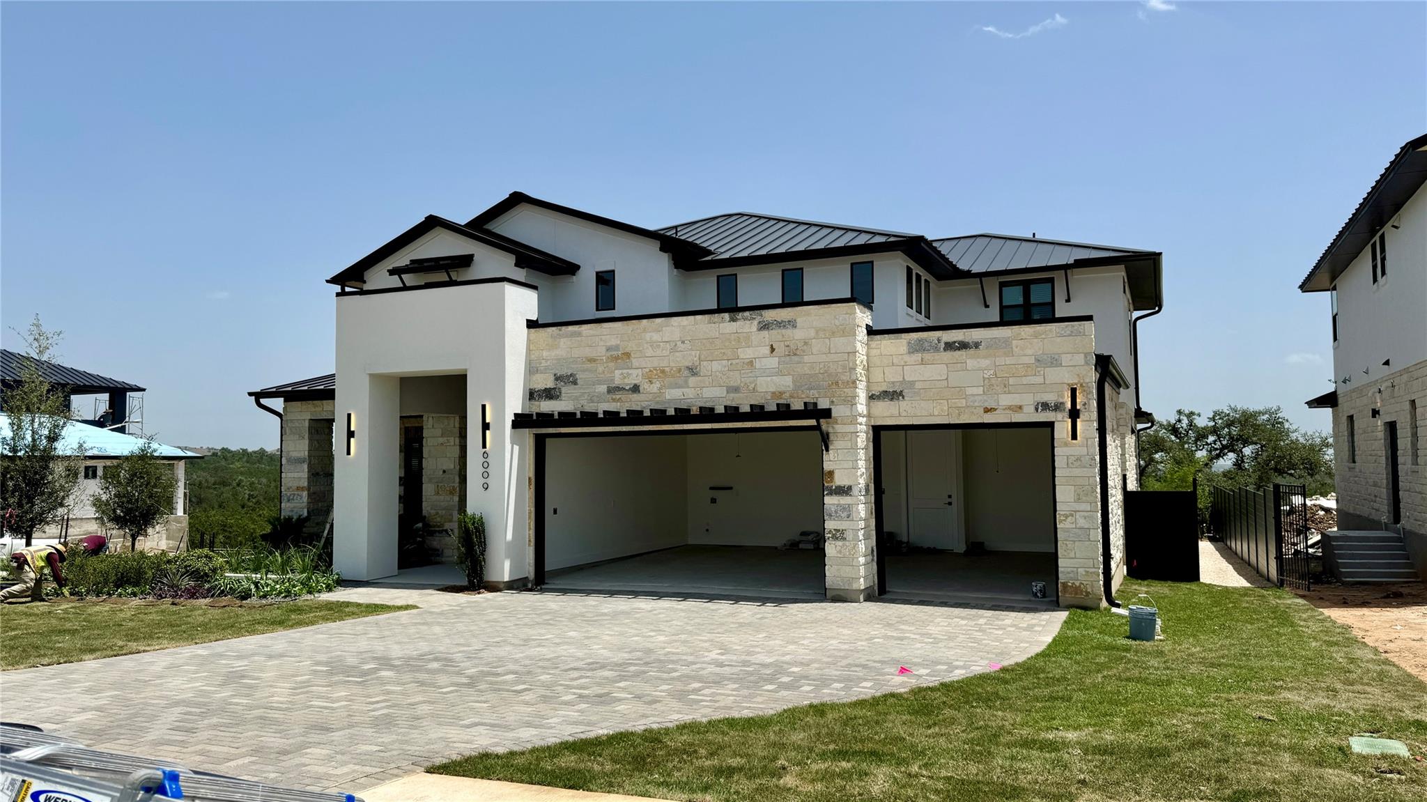 Single Family Residence