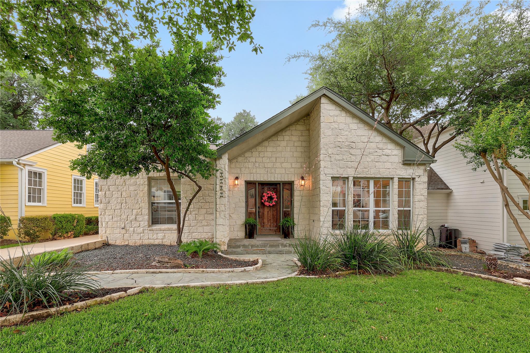 Single Family Residence