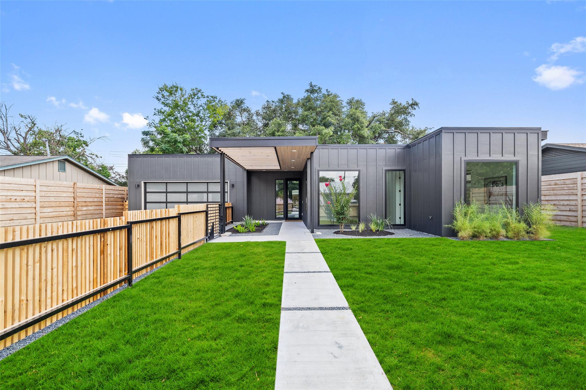 Single Family Residence