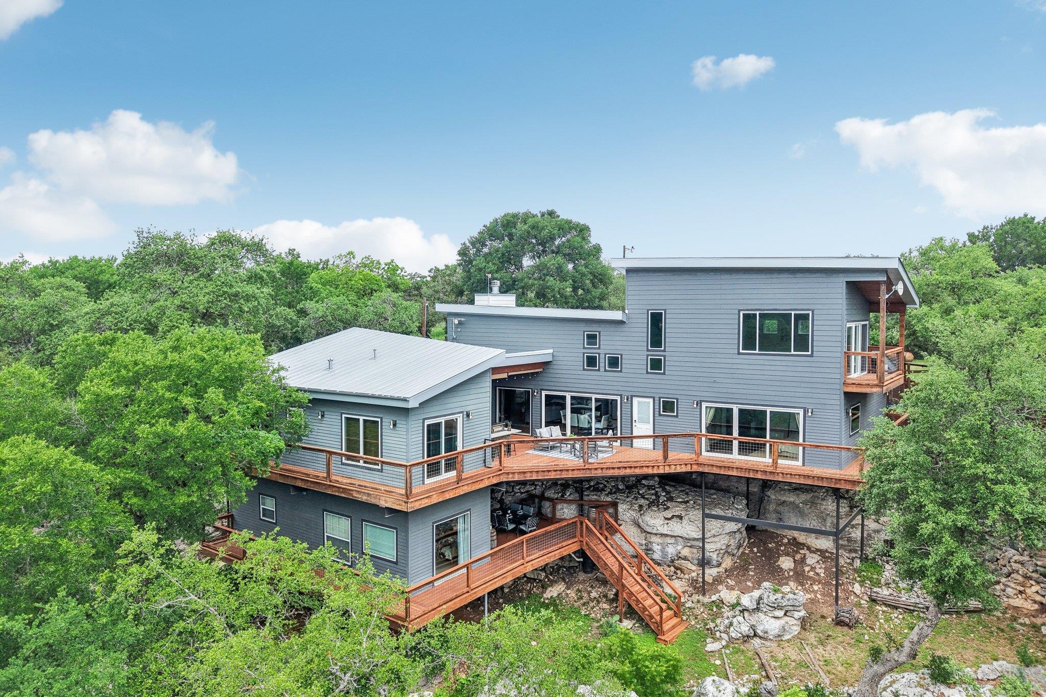 Single Family Residence