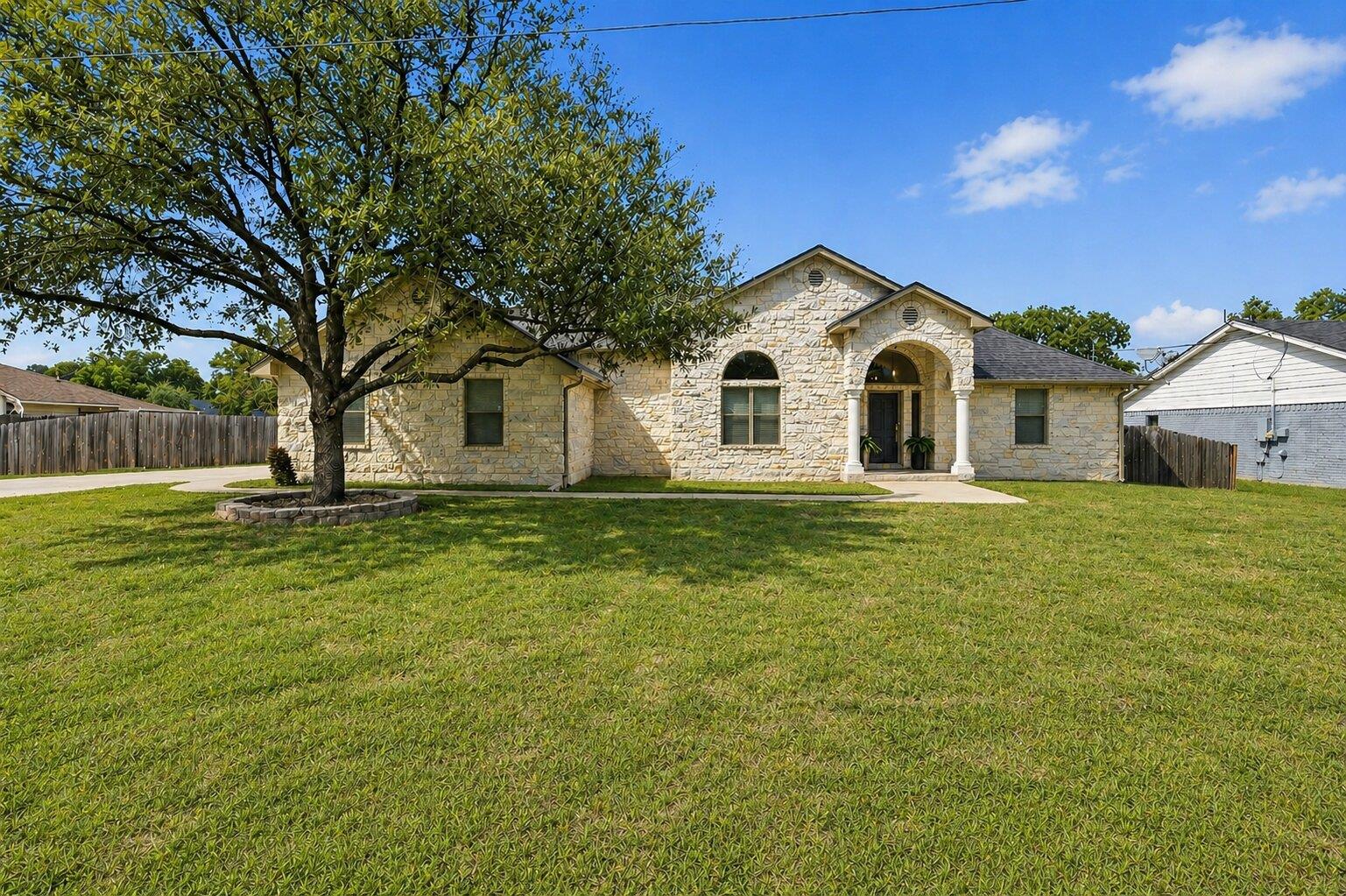 Single Family Residence