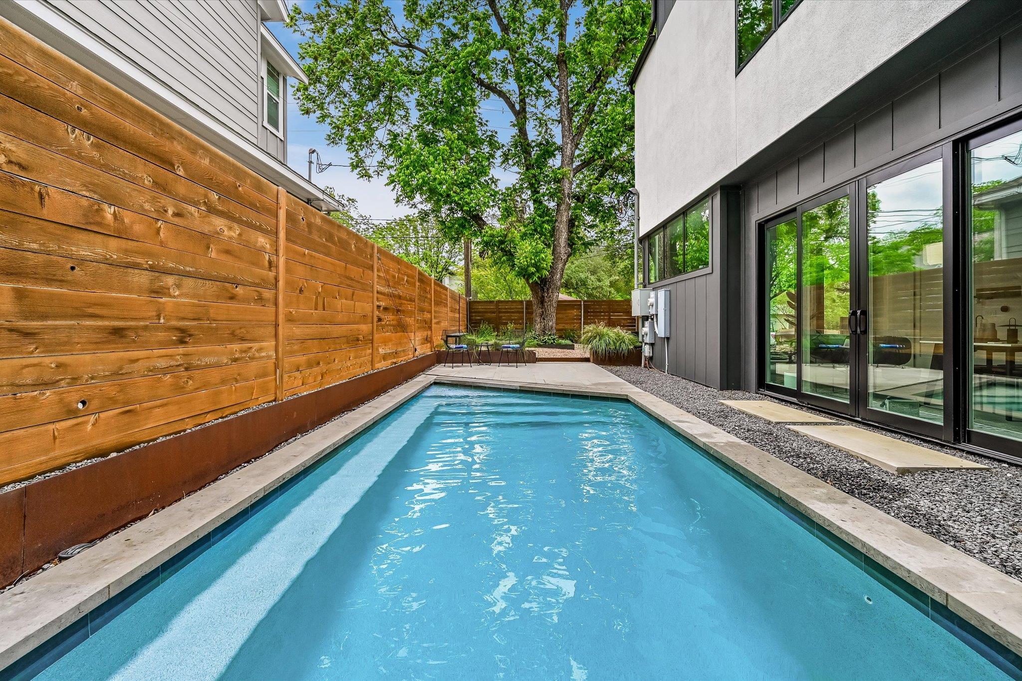 Single Family Residence
