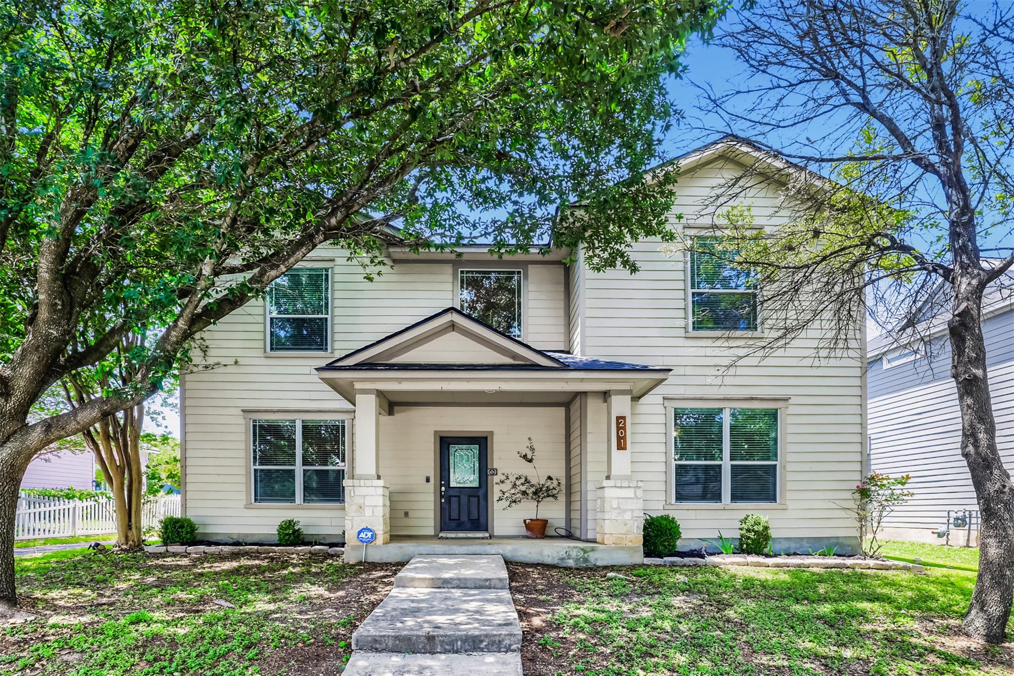 Single Family Residence