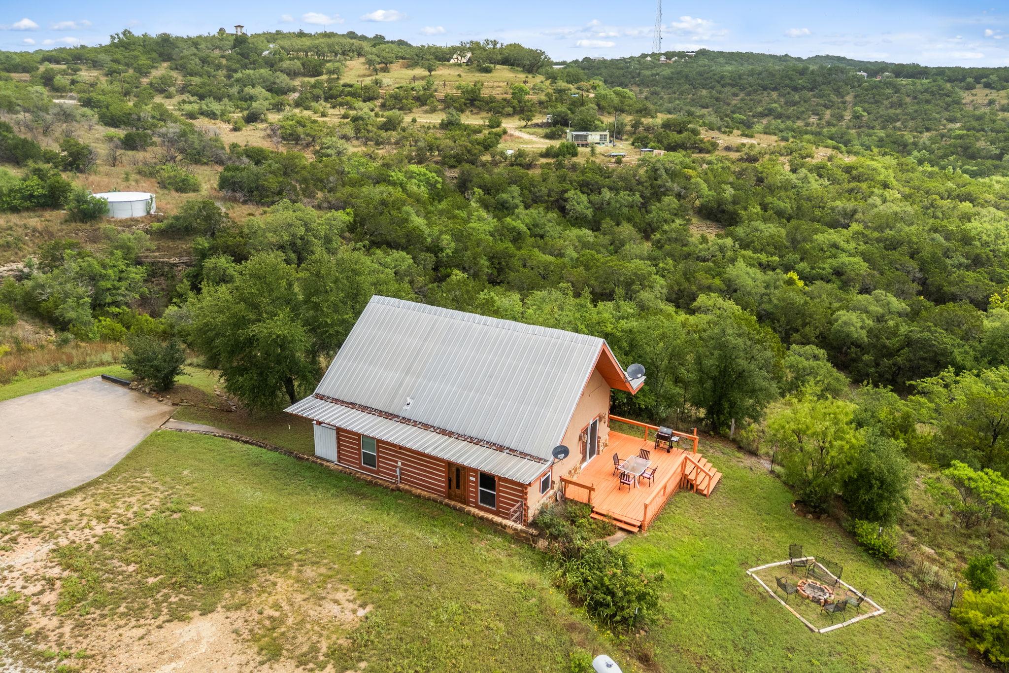 28537 Paradise Manor