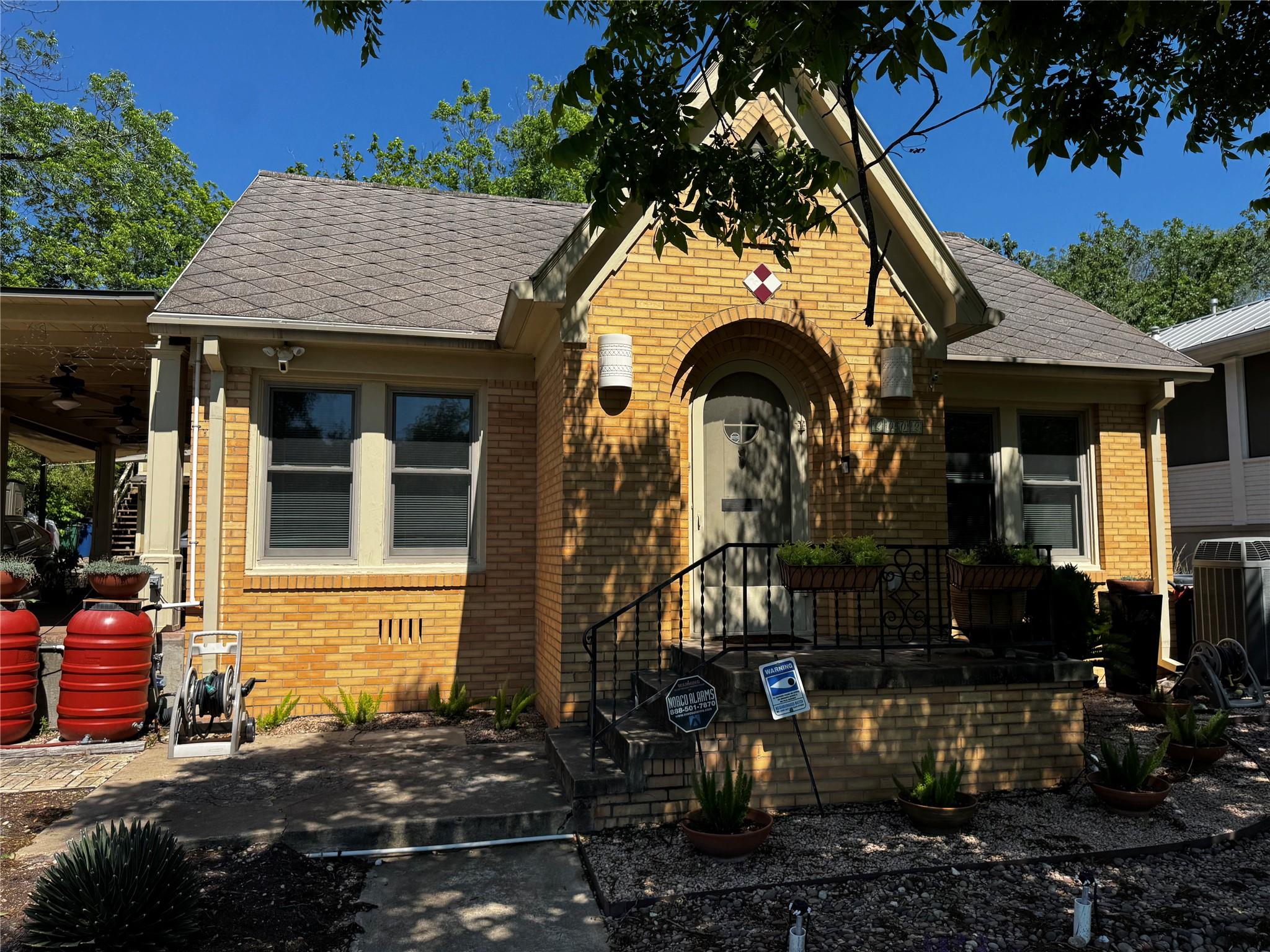 Single Family Residence