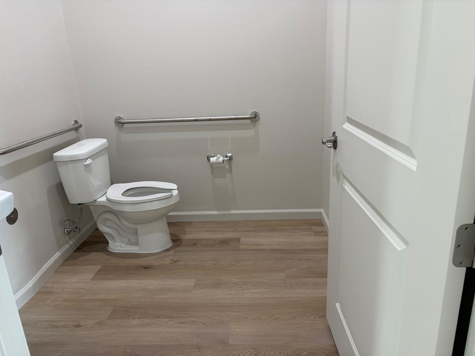 Photo 8