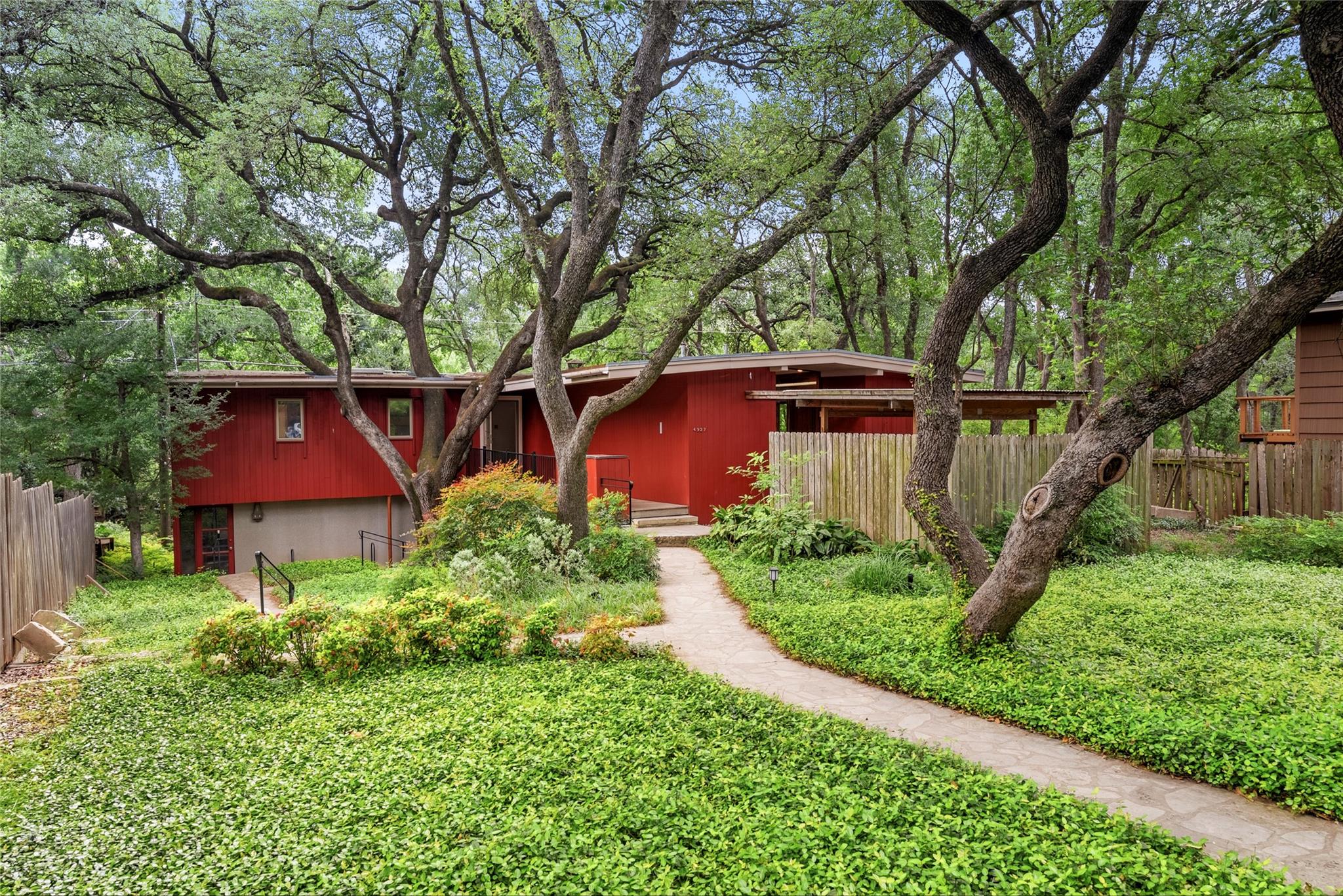 Single Family Residence