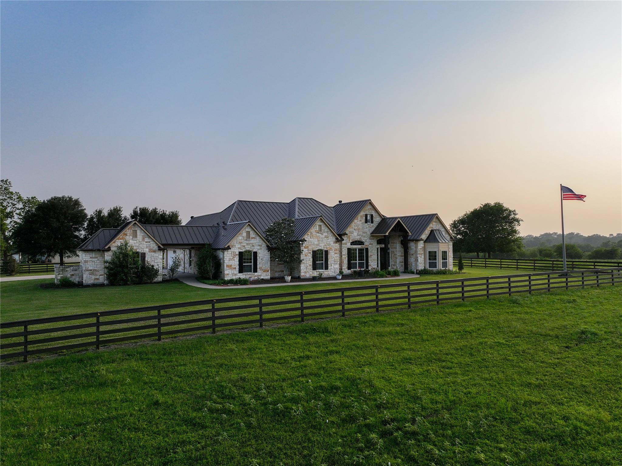 Single Family Residence