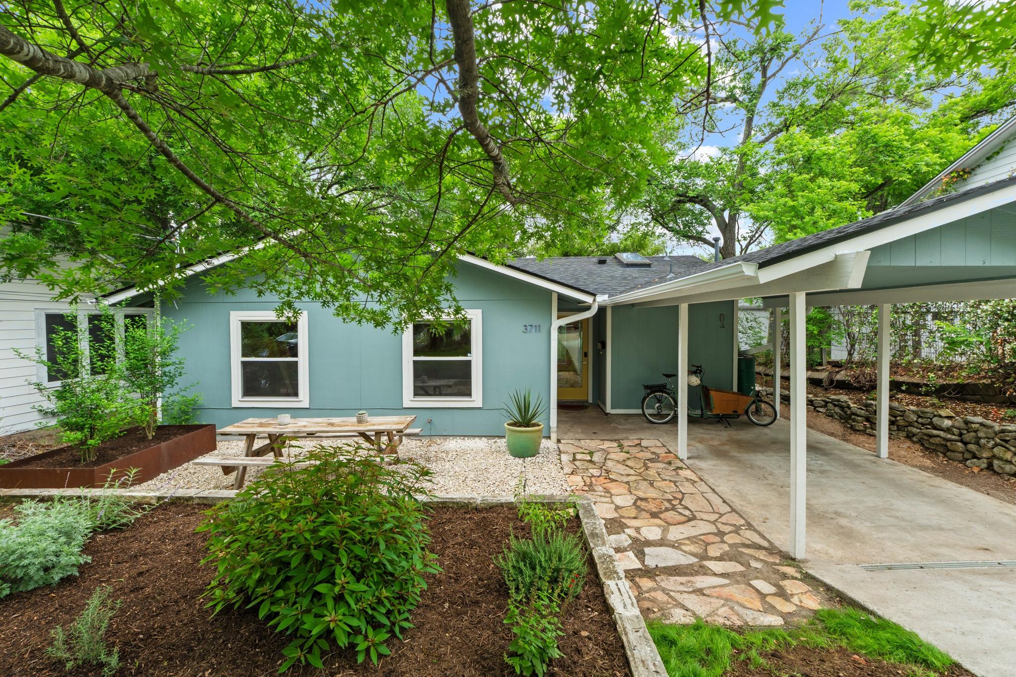 Single Family Residence