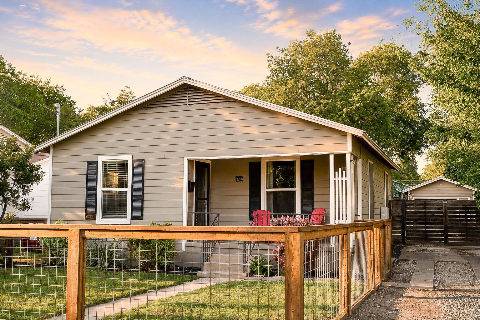 Single Family Residence