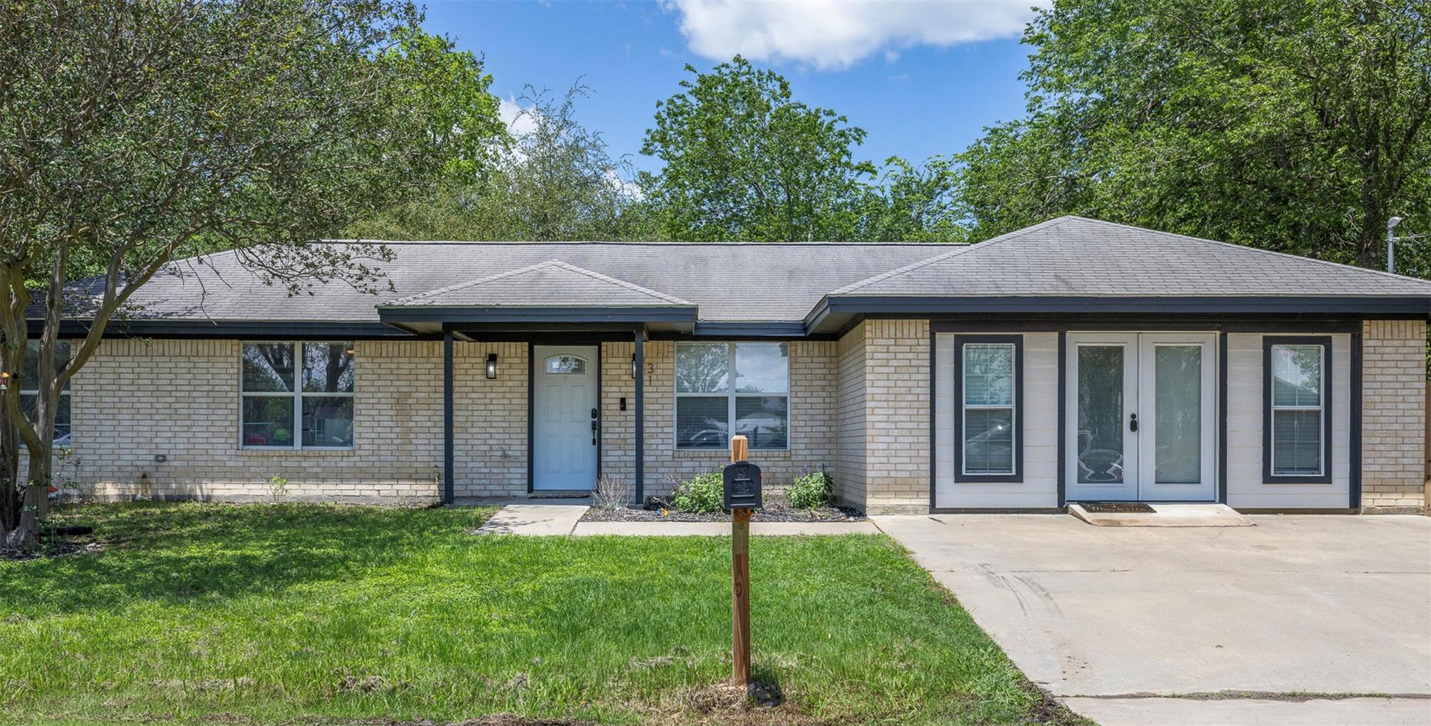 312 Holcombe
