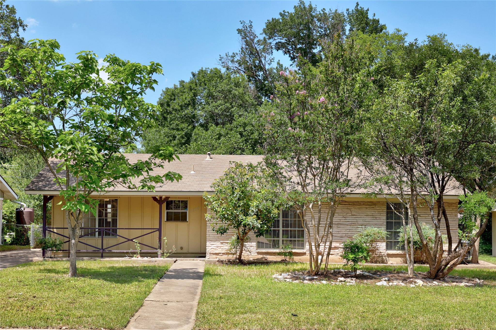 Single Family Residence