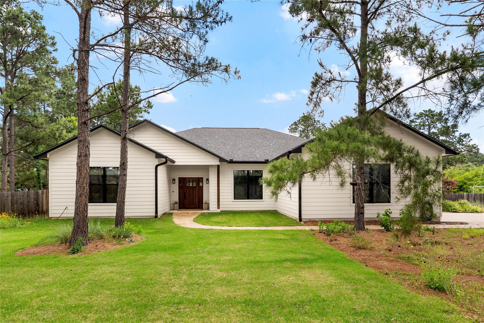 Single Family Residence