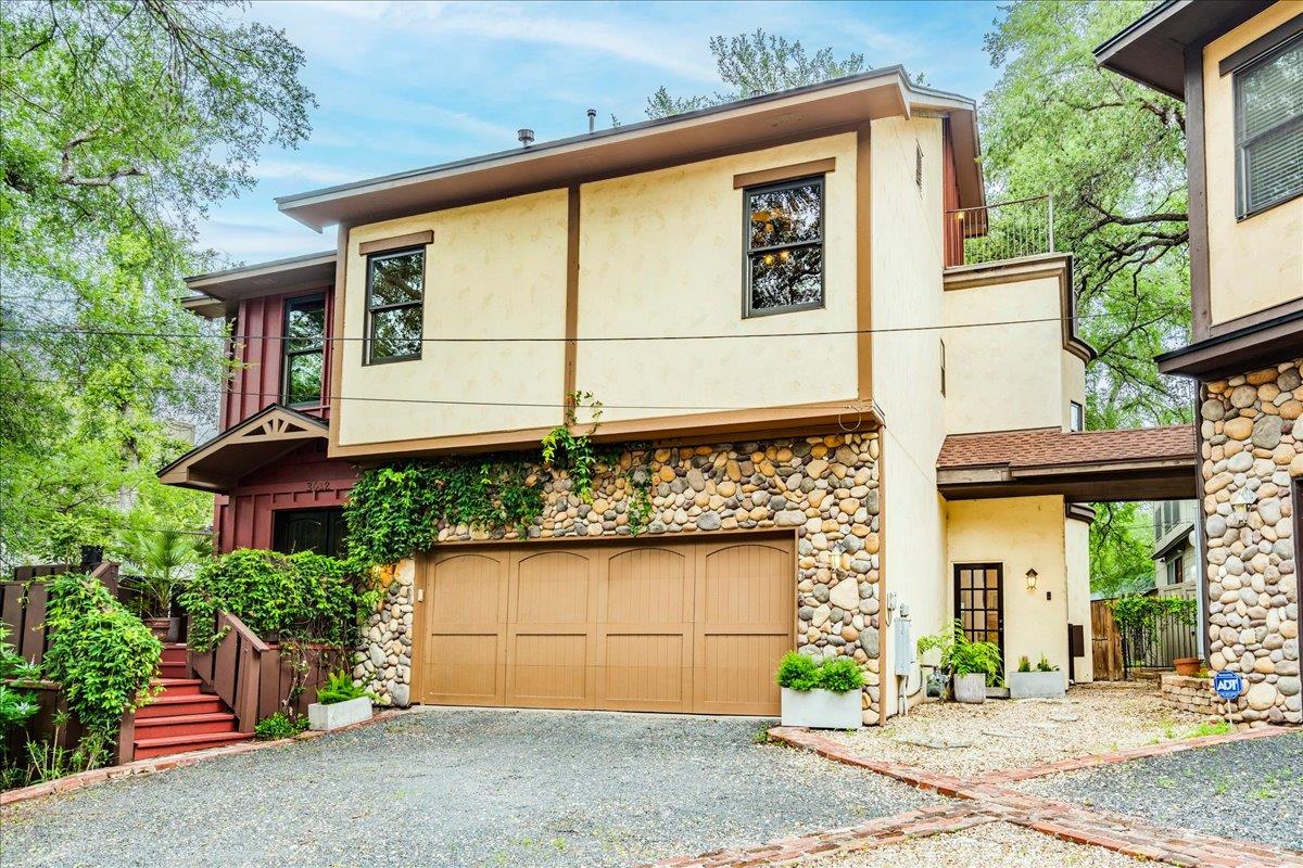 Single Family Residence