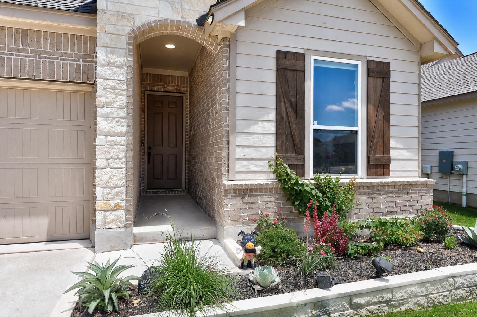Single Family Residence