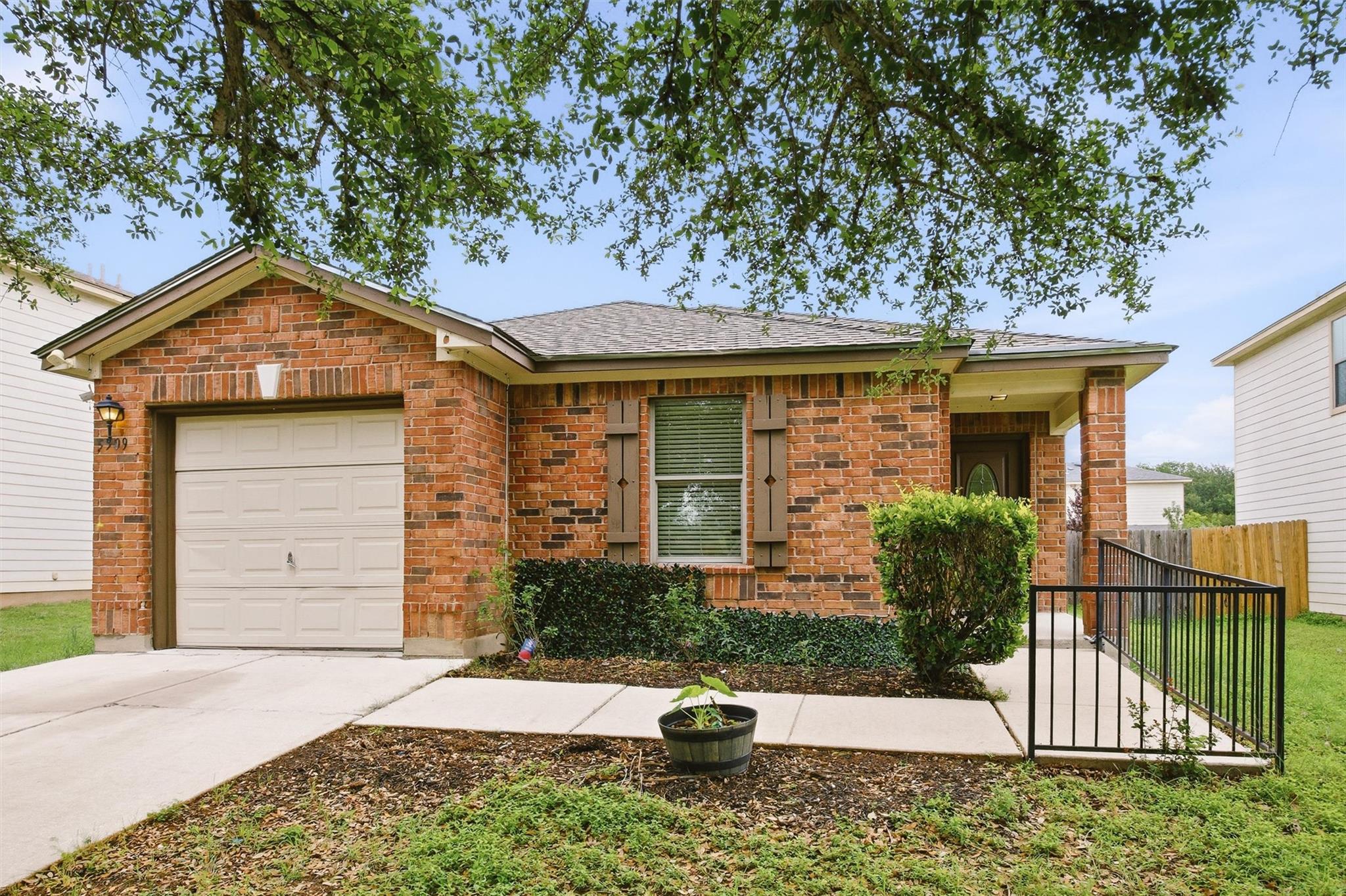 Single Family Residence