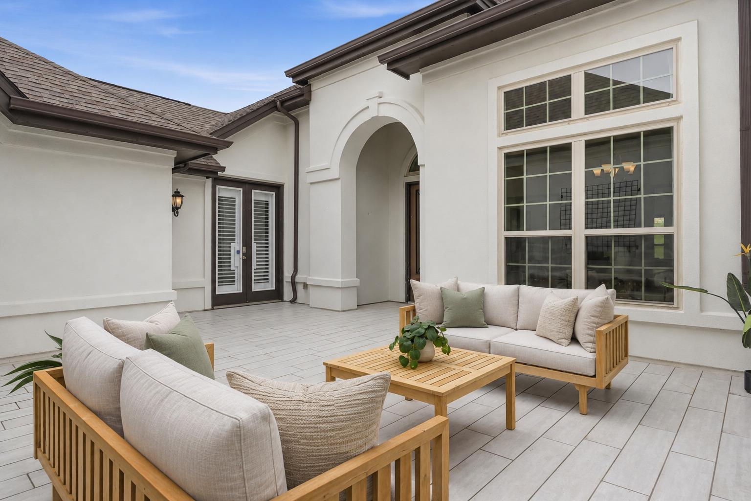 Single Family Residence