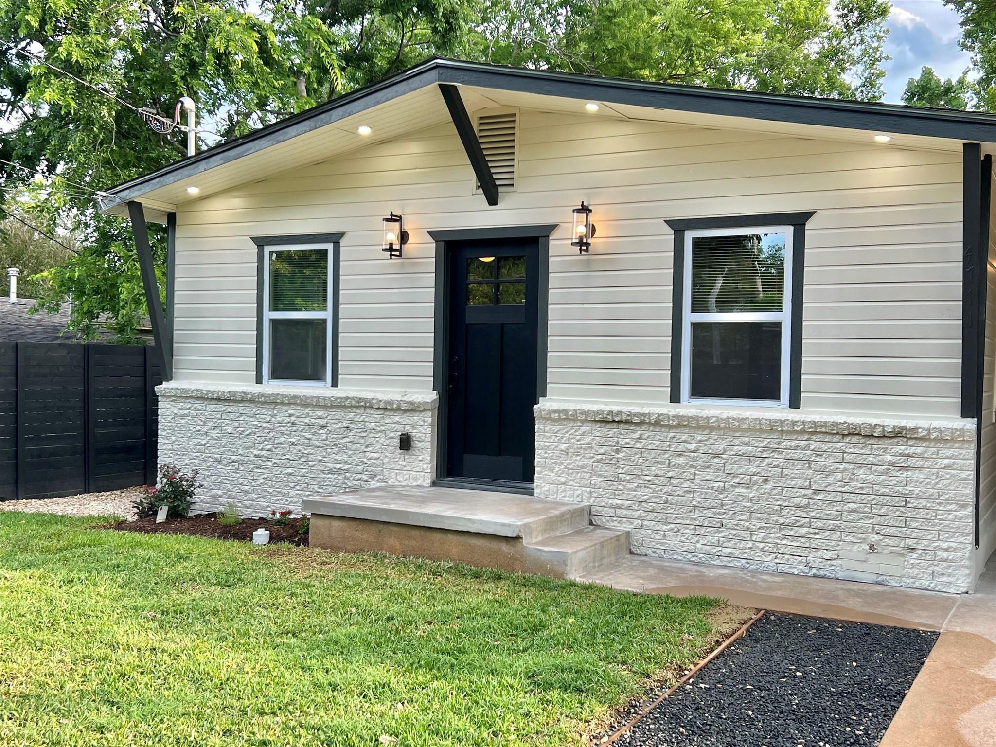 Single Family Residence