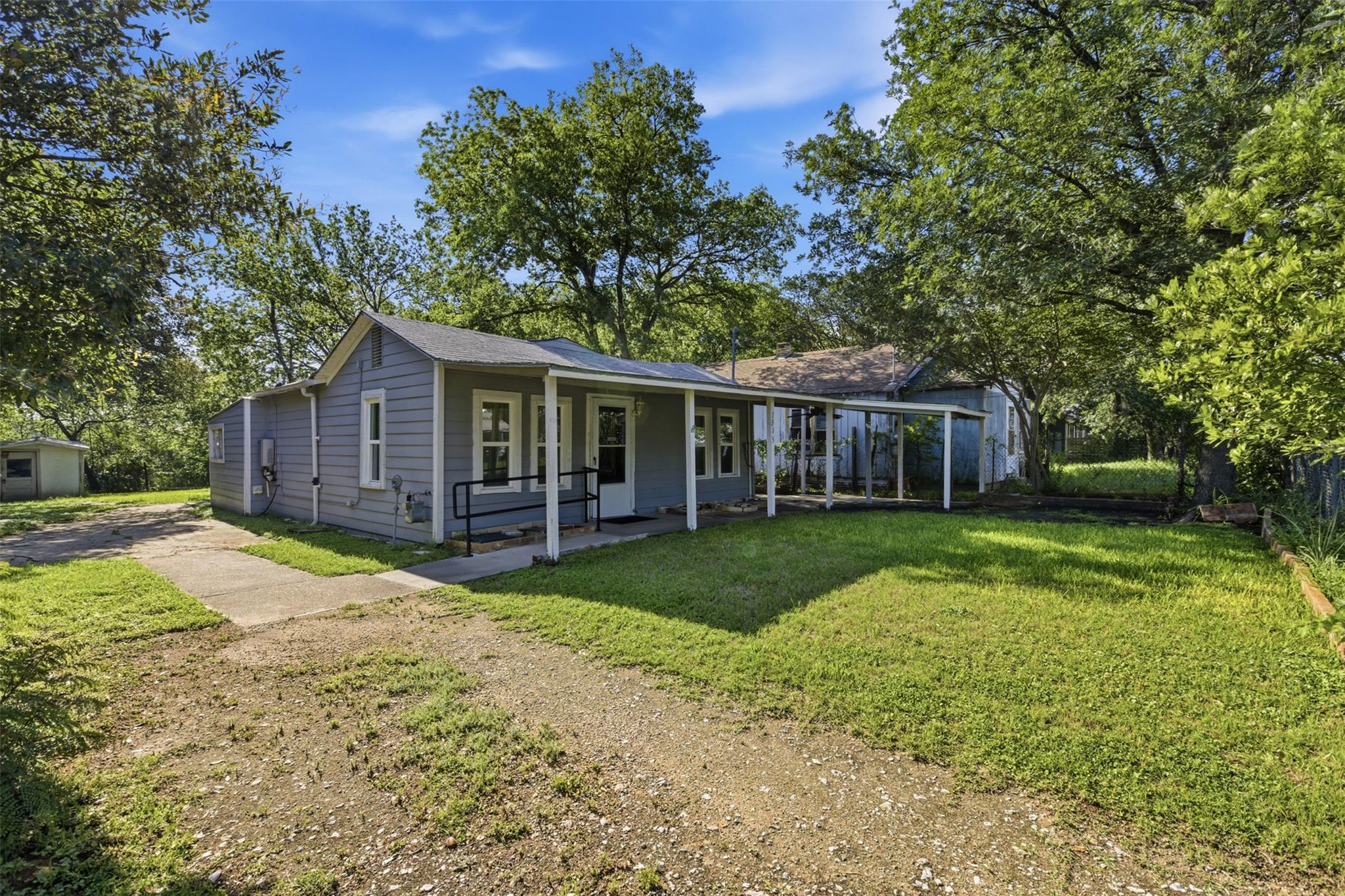 Single Family Residence