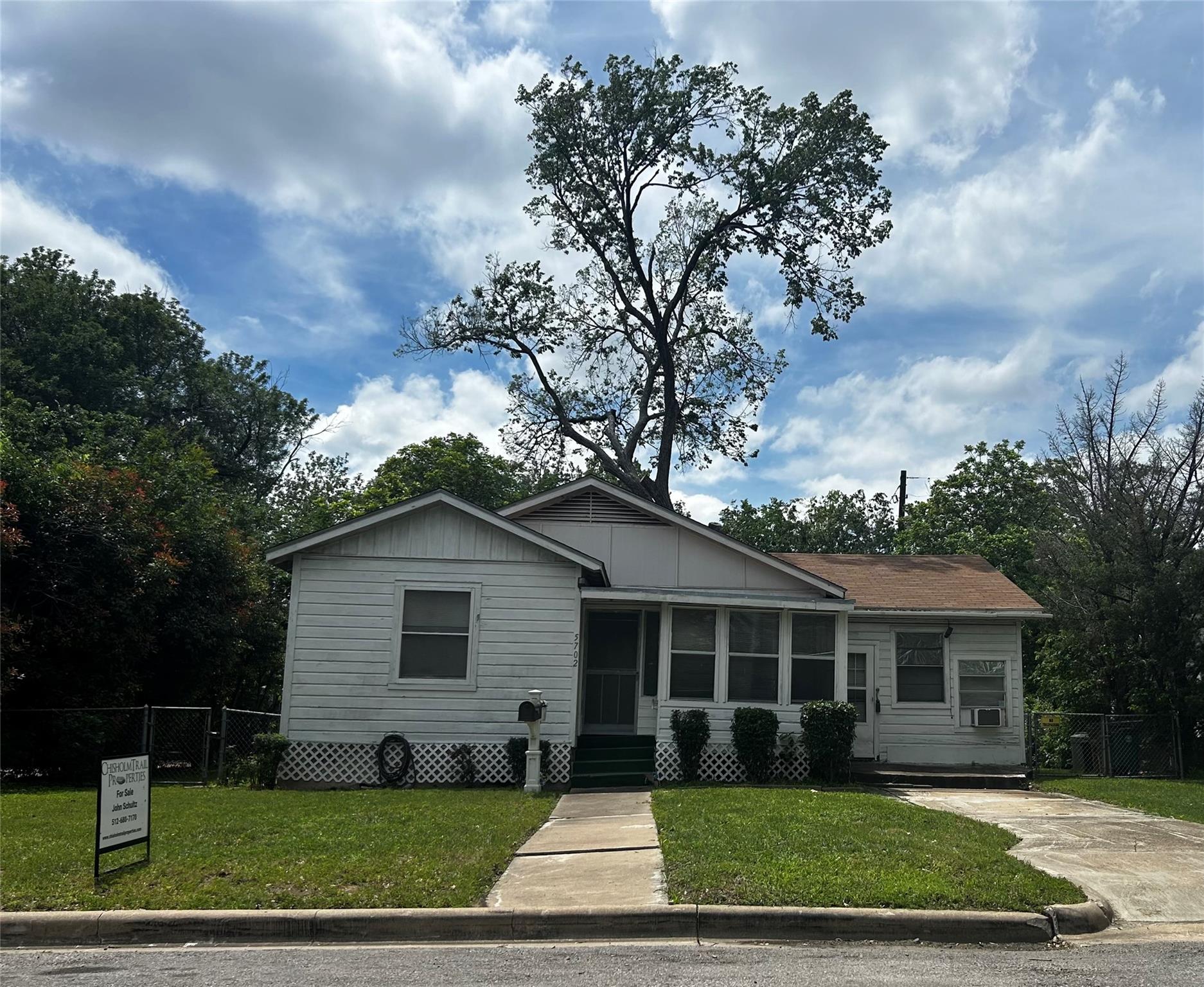 Single Family Residence