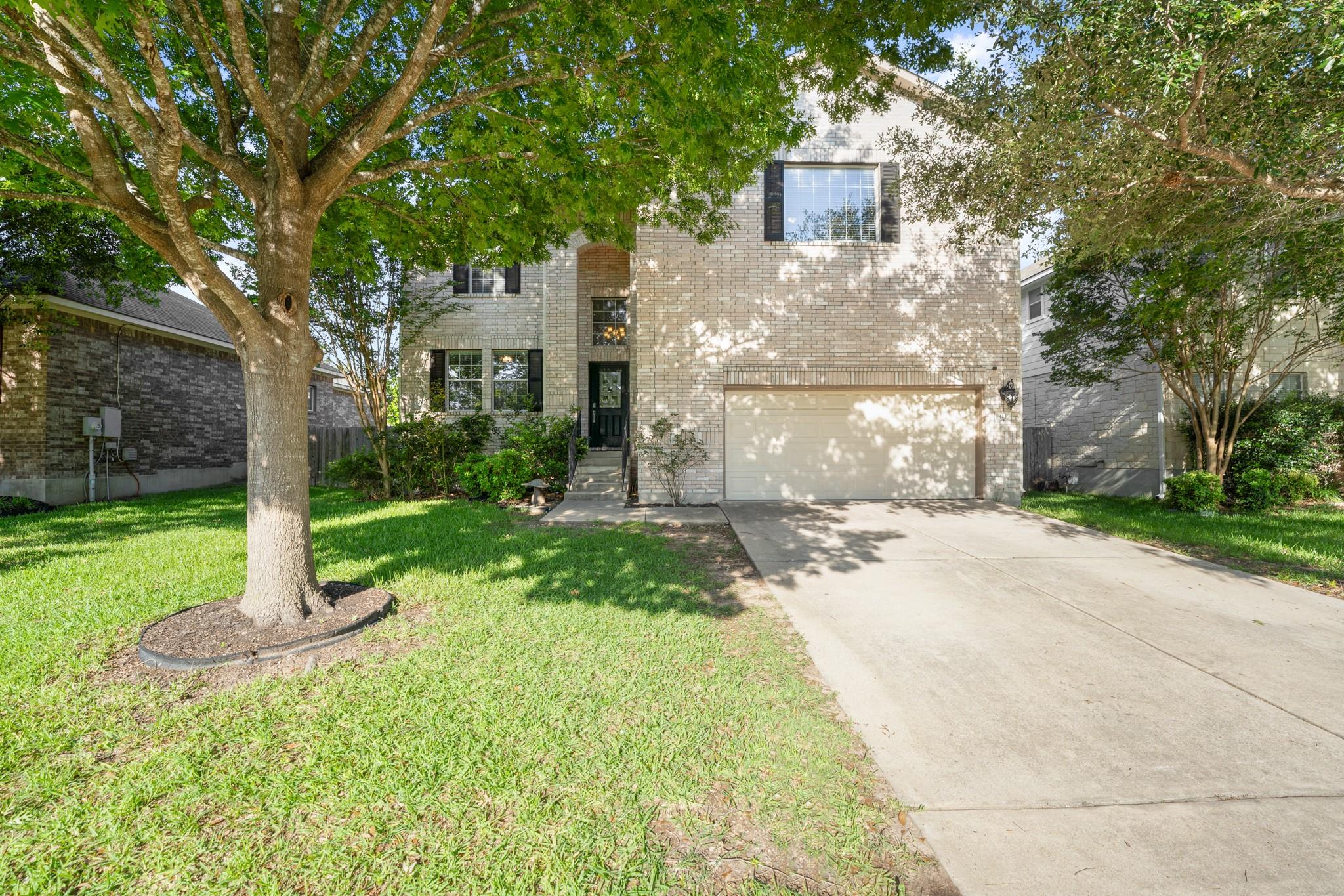 411 Olmos